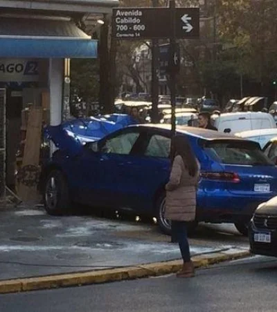 menor-de-15-años-choco-un-porsche-de-alta-gama