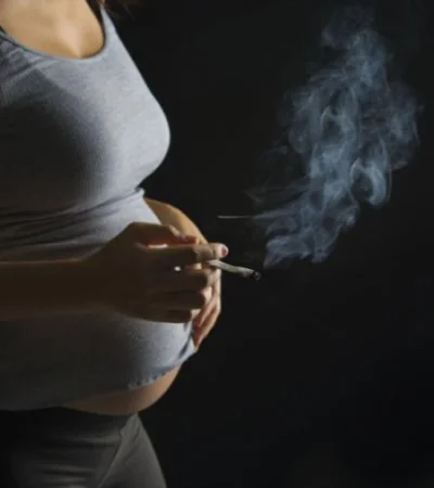Marihuana-embarazo-1920-1