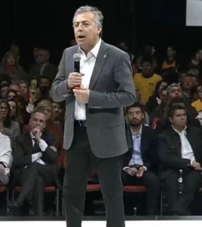 juntos-por-el-cambio-en-vivo-mendoza-auditorio-angel-bustelo-2019-macri-pichetto-cornejo-acto-2019