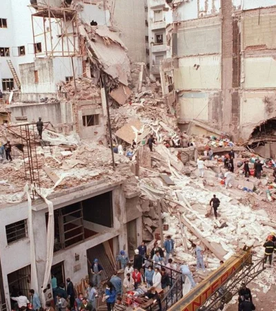 El atentado a la AMIA ocurrió el 18 de julio de 1994.
