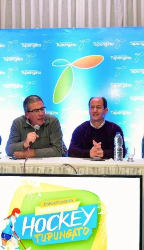 Presentación-obra-de-Cancha-de-Hockey-Tgto3