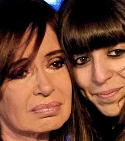 cristina-y-florencia-kirchner-video-twitter-649440