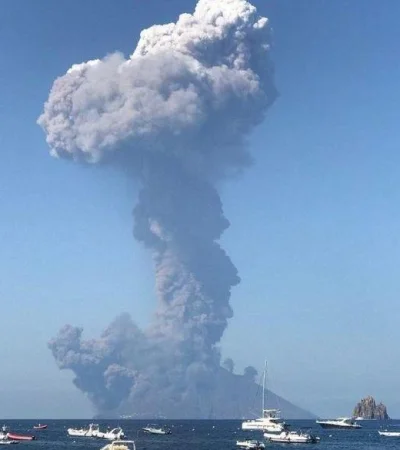 volcán-italia-erupción-fotos-video-Stromboli-2