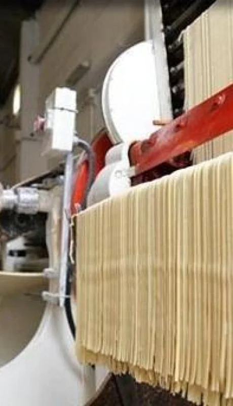 pastas-accidente-empleada-mendoza-brazo-herida