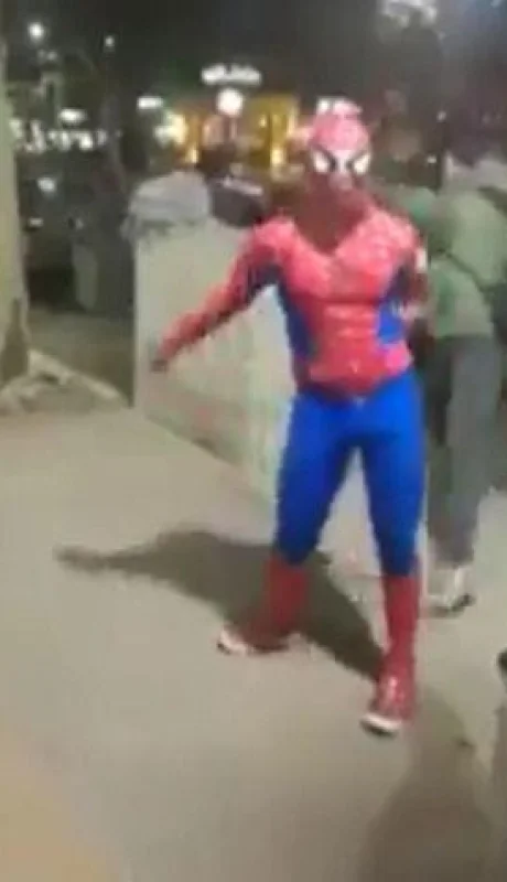 Sìderman-agredido