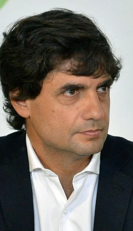 Hernán-Lacunza-Economía