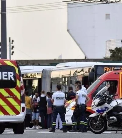 Francia--ataque-cuchillo