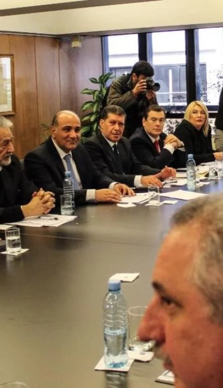 gobernadores-de-provincias-van-a-la-corte-suprema-para-reclamar-contra-las-medidas-de-macri-tras-las-paso-2019-