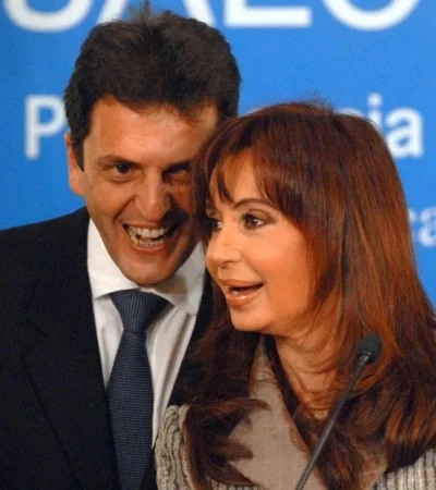 cristina-kirchner-y-sergio-massa-se-muestran-por-primera-vez-juntos-en-cierre-de-campaña
