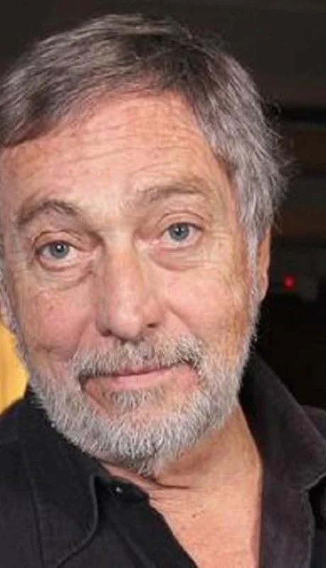 luis-brandoni-campaña-sabado-a-favor-del-gobierno-marcha-oficialismo