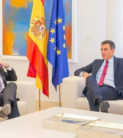 Alberto-Fernandez-Pedro-Sanchez