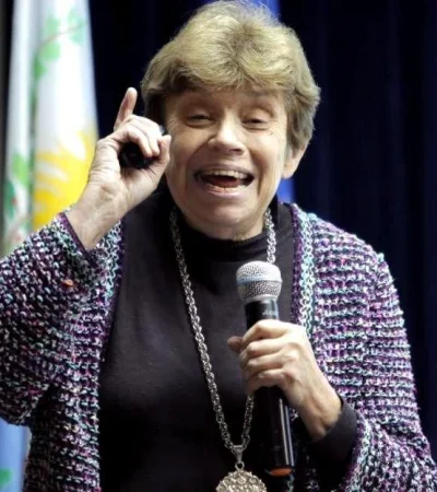 8346aa79-c72a-436d-8f6c-4d0b82b26f90