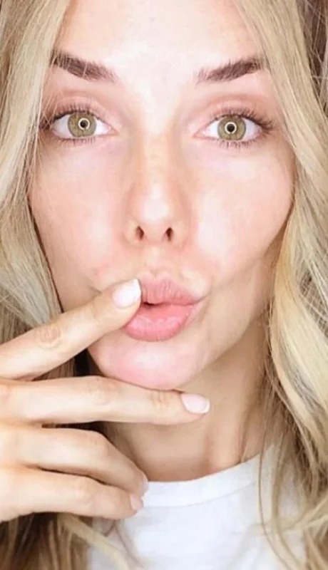 julieta-nair-calvo-instagram-foto-trikini-españa-88