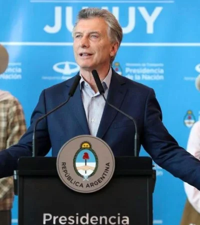 Macri-2