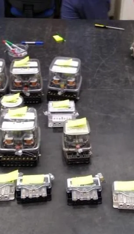 luz-operarios-truchos-mendoza