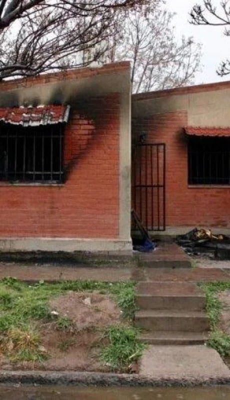 casa-incendio-luján-cuyo-policiales-