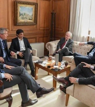 el-gobierno-suspendio-el-envio-al-congreso-de-la-deuda-hernan-lacunza-2019