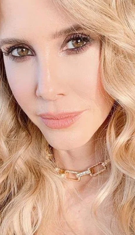 guillermina-valdes-foto-hot-bikini-medidas-3