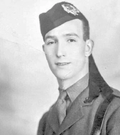 RONNIE-WALKER-EL-MENDOCINO-QUE-LUCH_-EN-LA-SEGUNDA-GUERRA-MUNDIAL