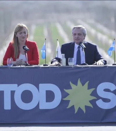 alberto-fernandez-anabel-sagasti-mendoza-2019