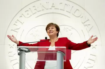 Espaldarazo del FMI en Davos: Georgieva elogió a Caputo y ratificó el rumbo de la economía