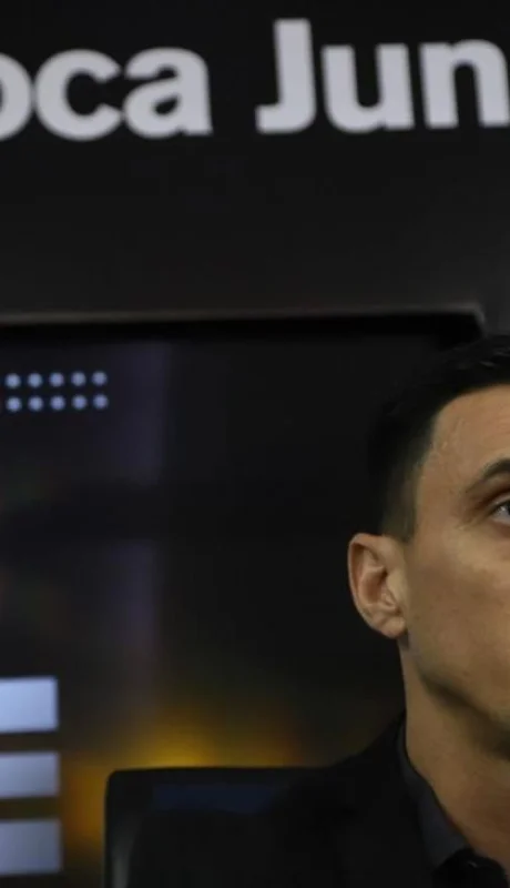 Nicolás-Burdisso-Boca-Juniors-Gustavo-Alfaro