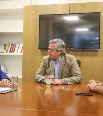 Alberto-Fernández-Omar-Gutiérrez-Vaca-muerta