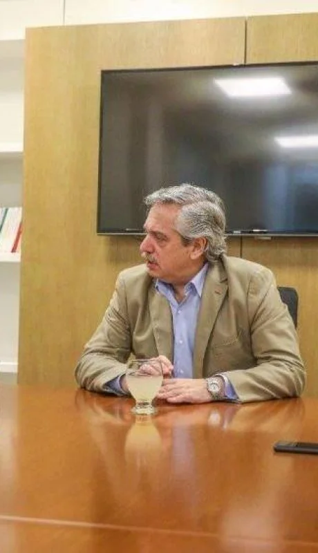 Alberto-Fernández-Omar-Gutiérrez-Vaca-muerta