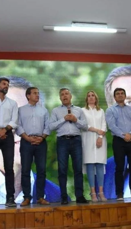 Alfredo-Cornejo-Mendoza-elecciones