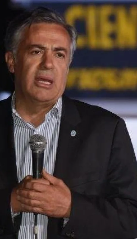 Alfredo-Cornejo-docentes-mendoza