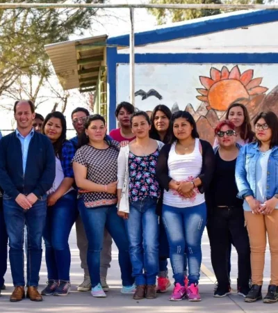 Entrega-de-Máquinas-de-Coser-grupo-de-Mujeres-Anchoris-Tgto2