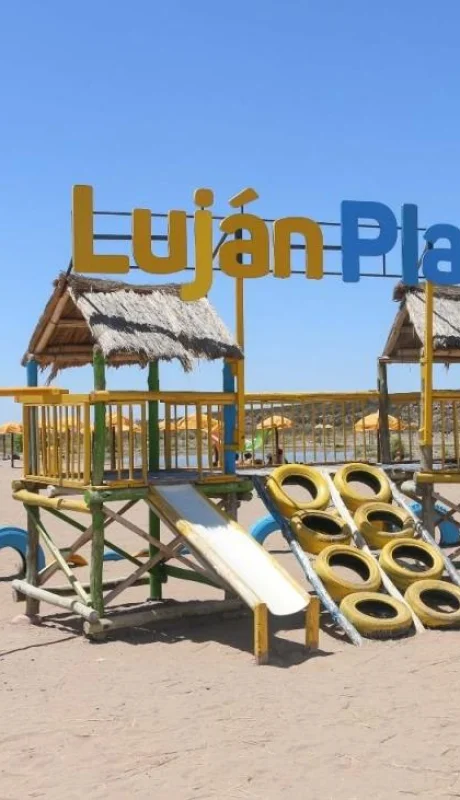 Parque-Infantil-en-Luján-Playa