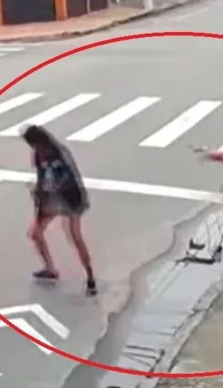 hombre-mujer-brasil-calle-video-disparo-asesinato