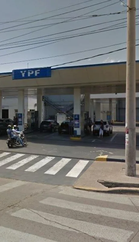 estación-de-servicio-robo-mendoza-costanera-y-Morón