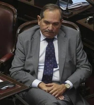 josé-alperovich-denuncia-sobrina-violación-2