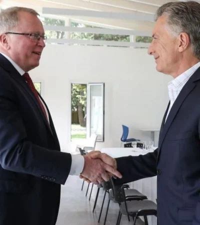 Mauricio-Macri-Vaca-Muerta-2