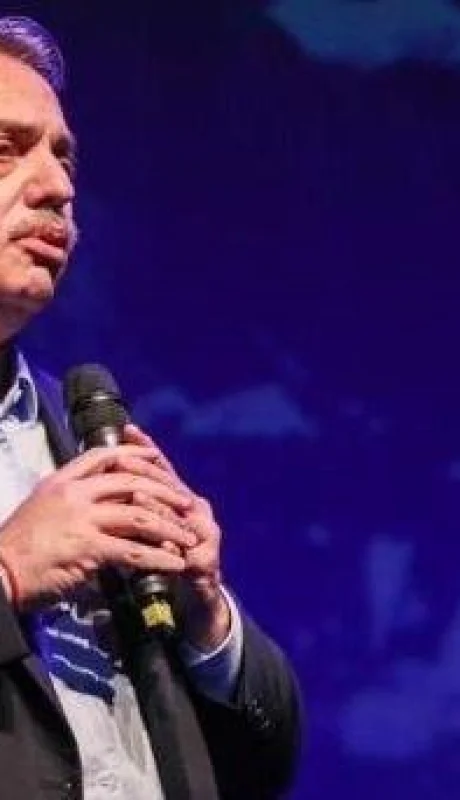 Alberto-Fernández-México