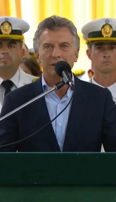 Mauricio-Macri-Gendarmería