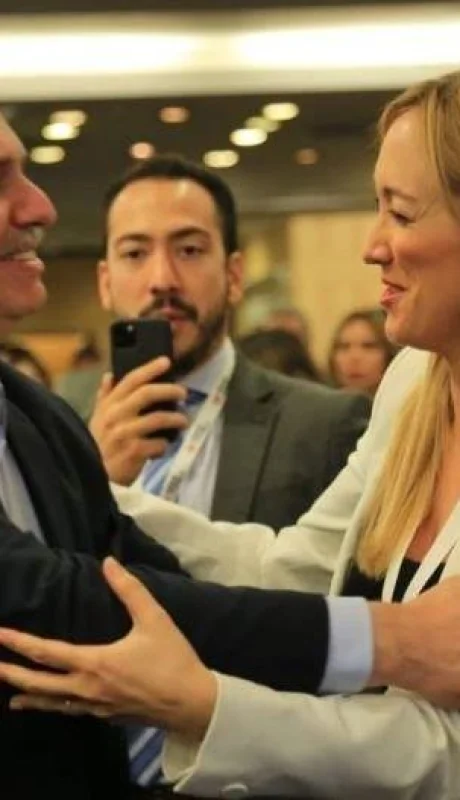 Anabel-Fernández-Sagasti-Alberto-Fernández-Grupo-Puebla