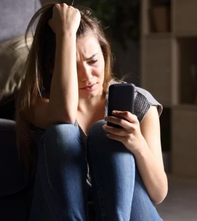 depresion-y-ansiedad-en-los-adolescente-s-psicologia-online-eduardo-montoro-generacion-zeta-sintomas-redes-sociales