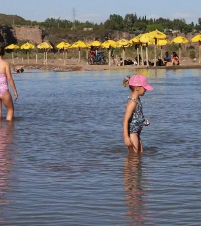 Piletas-de-Luj_n-Playa