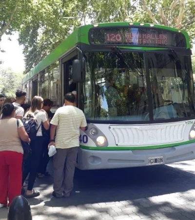 e71645ac-fe0b-40eb-b33c-5de130deb8b2