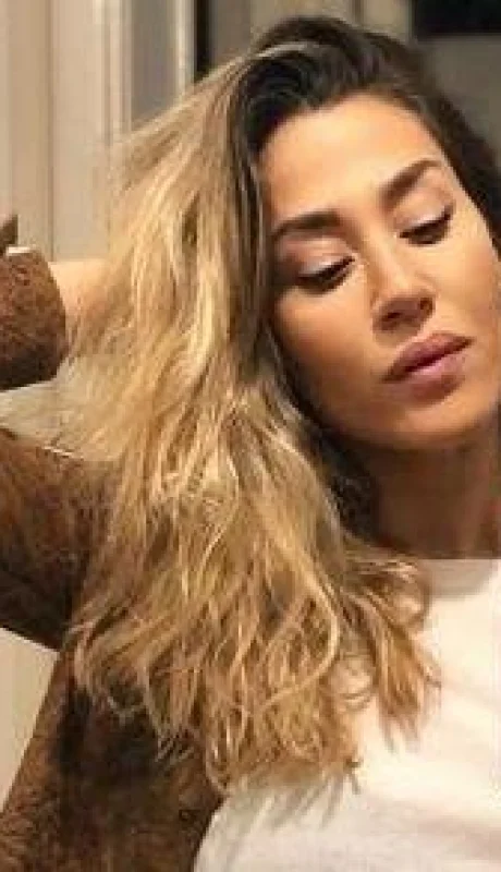 Jimena-Barón-Dos-Corazones