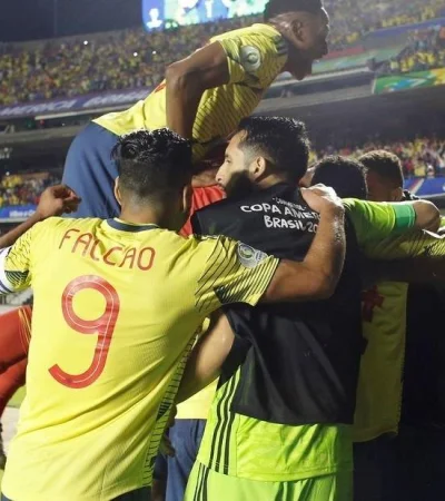 colombia-le-a-qatar-y-se-clasifico-a-cuartos-de-final-copa-america