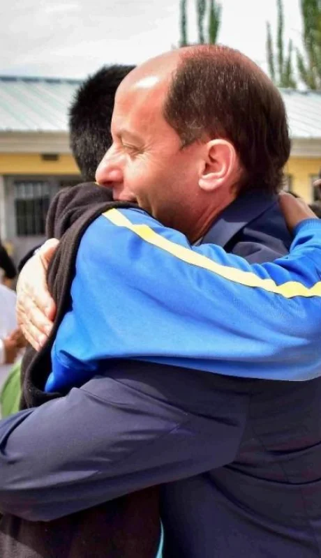 Entrega-de-material-Esc.-H.-Beghin-Tgto4