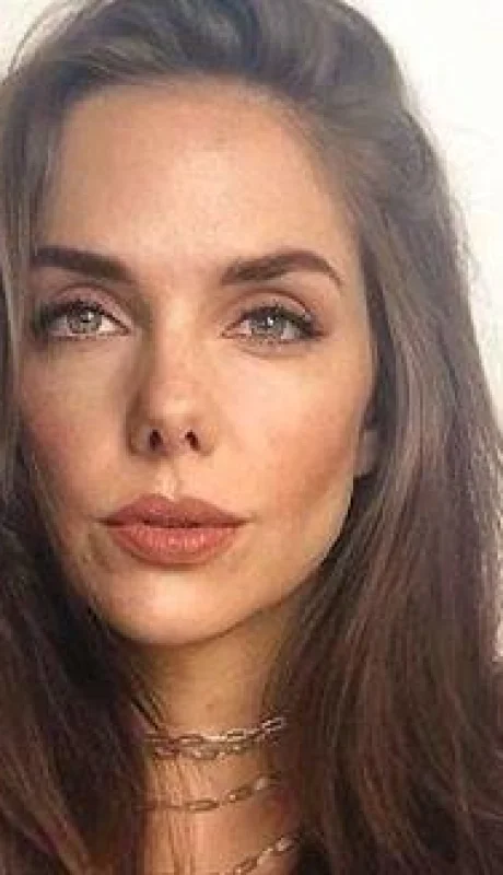 julieta-nair-calvo-instagram-foto-alienígena-novio-3-