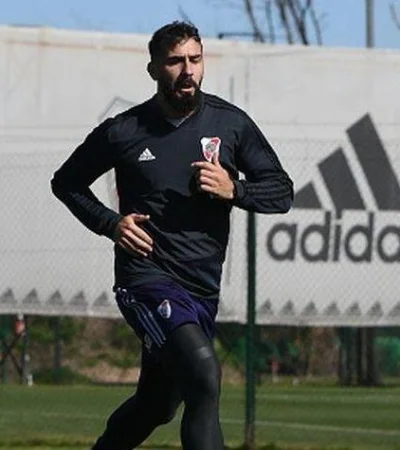lucas-pratto-accidente-de-transito-ezeiza-entrenamiento-2019-motociclista