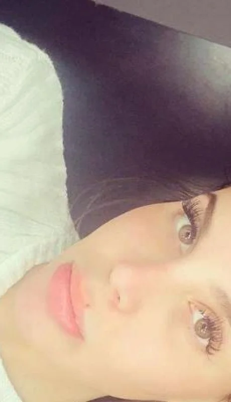 charlotte-caniggia-foto-cuerpo-medidas-look-hot-77