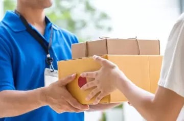 El Gobierno subió fuerte el límite para compras en el exterior