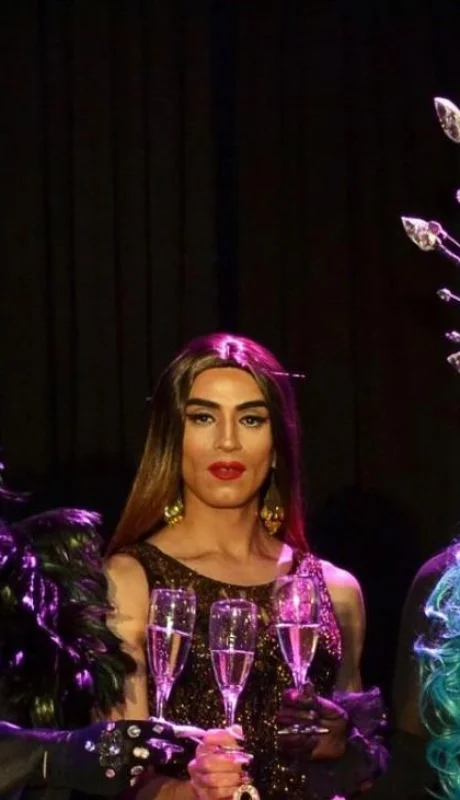 thumbnail_Drag-Queen-1